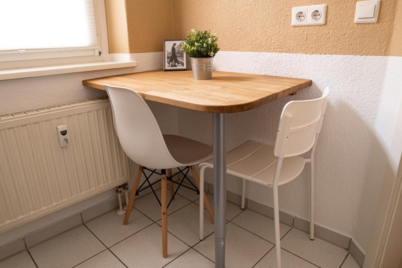 Fullhouse - Halle - T28 - Deer Apartment Zewnętrze zdjęcie