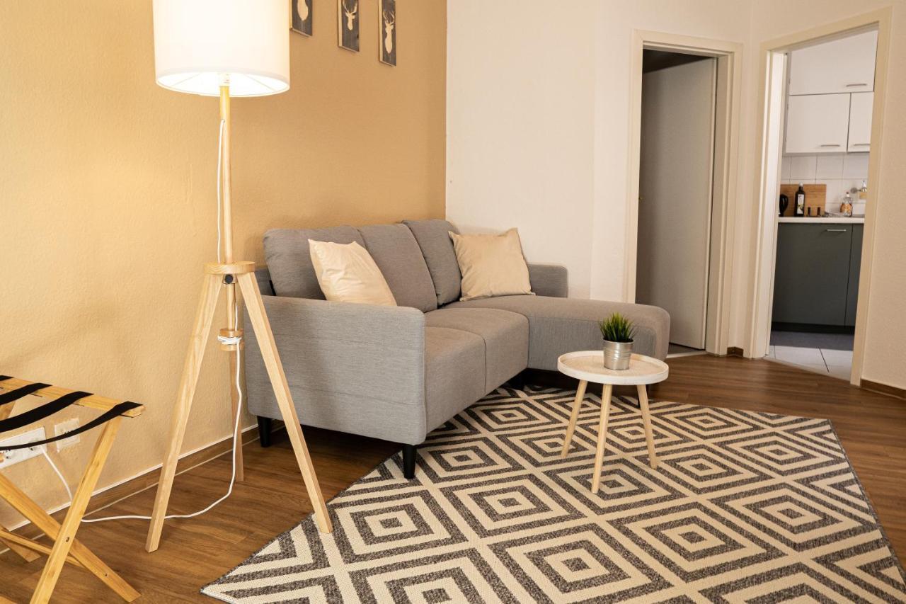 Fullhouse - Halle - T28 - Deer Apartment Zewnętrze zdjęcie
